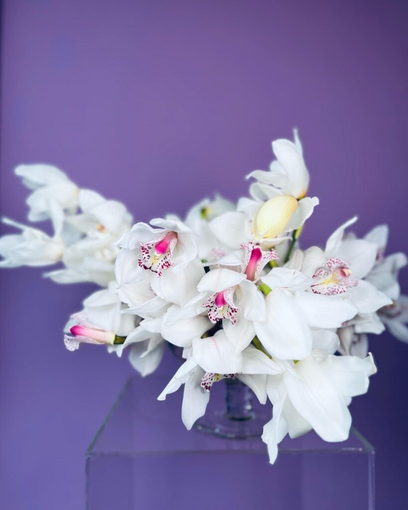 Flower arrangement with white orchids